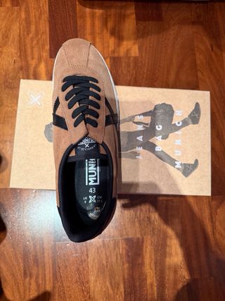 Zapatillas Munich Barru Talla 43 Marrón/Negro