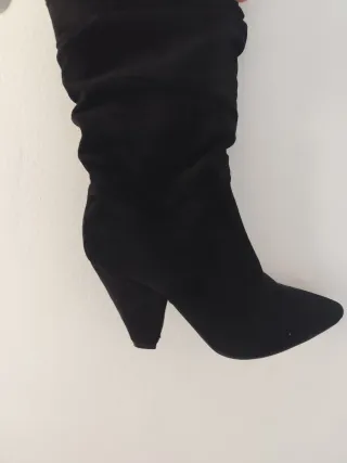 Botas de tacón negras
