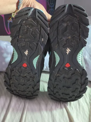 Zapatillas Trekking Quechua Gris y Turquesa