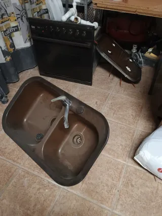 Fregadero doble y horno/cocina gas