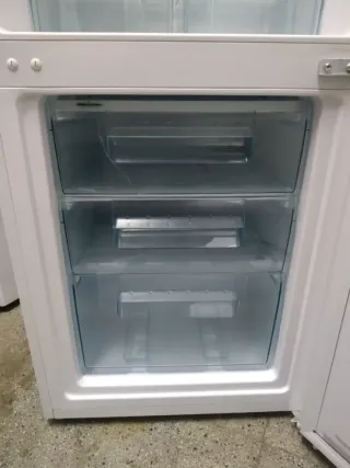 Nevera DOMEST Frost 175x55cm