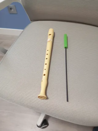 Flauta dulce color crema