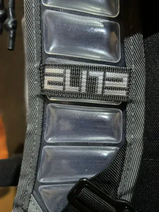 Mochila Nike Elite Gris Negra