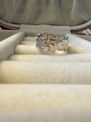 Anillo TOUS diseño de ositos entrelazados