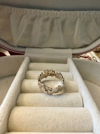 Anillo TOUS diseño de ositos entrelazados