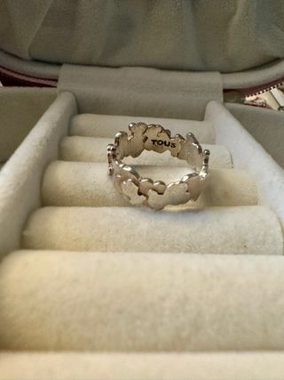 Anillo TOUS diseño de ositos entrelazados