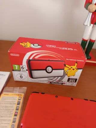 Nuovo Nintendo 2DS XL Edizione Pokeball