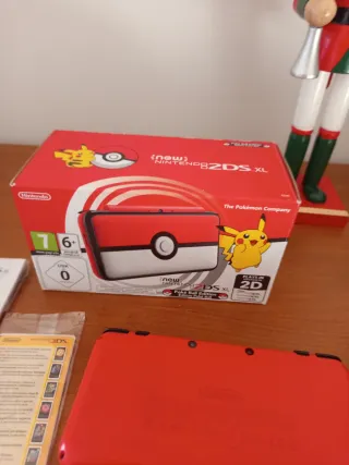 Nuovo Nintendo 2DS XL Edizione Pokeball