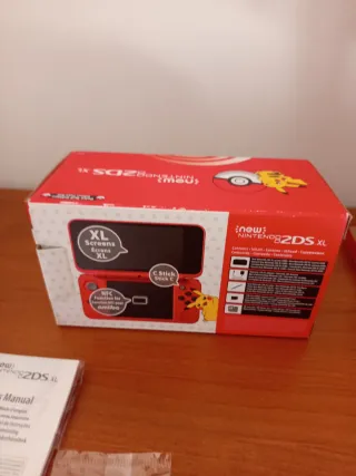 Nuovo Nintendo 2DS XL Edizione Pokeball