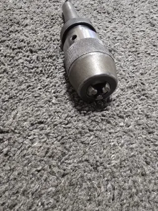 Mandril cónico para taladro