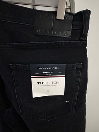 Vaqueros Tommy Hilfiger Negros