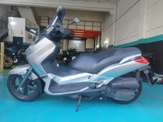 Yamaha Xmax 125