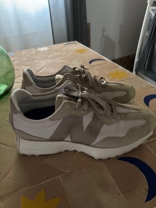 Zapatillas New Balance Beige/Blanco