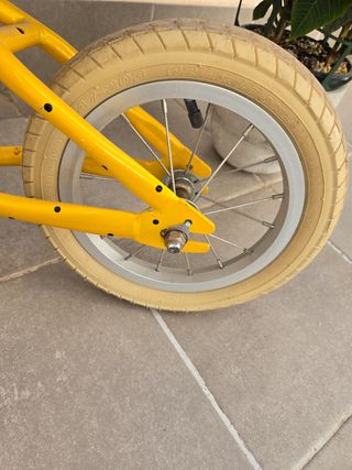 Bicicleta infantil 12 amarilla