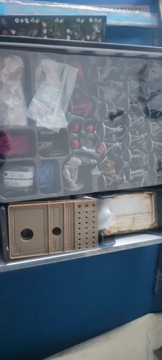 Maladum Dungeons of Invern + Exp. Español