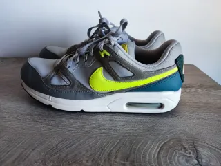 Zapatillas Nike Air Max Grises y Amarillas
