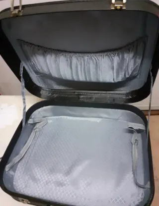 Maleta vintage negra