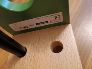 Juego de martillo y clavijas de madera