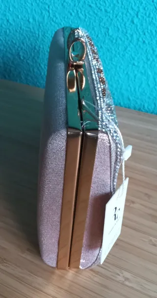 BOLSO DE MANO CHAMPAGNE ROSADO