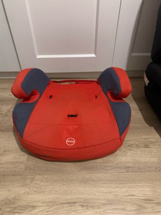 Elevador infantil coche rojo