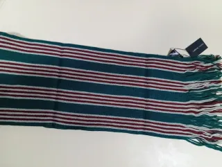 Bufanda marca Hannibal Laguna