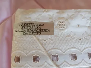 Set Lenzuola Ricamate Cotone beige