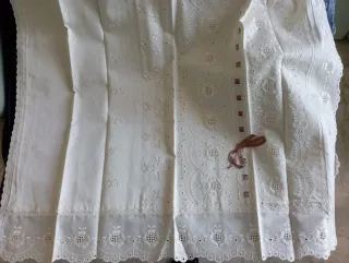 Set Lenzuola Ricamate Cotone beige