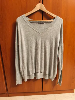 Jersey gris mujer cuello pico