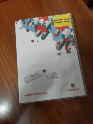 Tre Modem Vodafone Station più chiavetta usb.