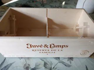 Caja Juvé & Camps Reserva de la Familia