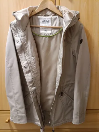 Chaqueta Only beige mujer
