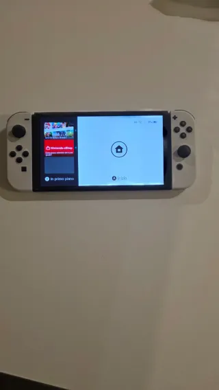 Nintendo Switch OLED - Bianco e Nero