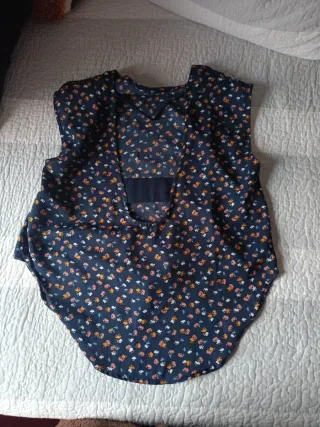 Blusa de mujer con estampado floral