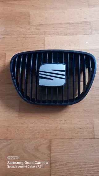 Rejilla central Seat Ibiza 6L