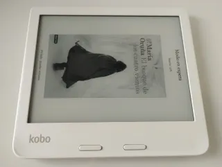 Kobo Libra 2 eReader Bianco + Custodia