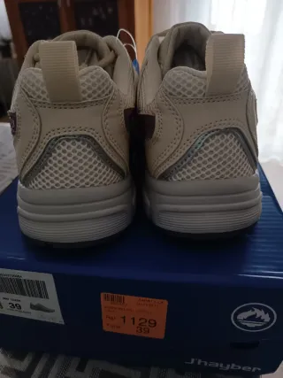 Zapatillas J'hayber Beige/Morado Talla 39