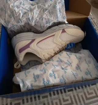 Zapatillas J'hayber Beige/Morado Talla 39