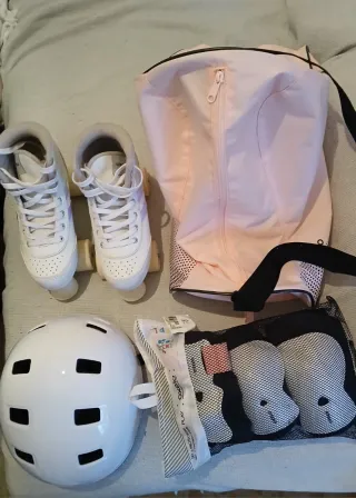 Patines Talla 37 + Protecciones + Casco + Bolsa