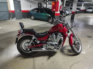 Suzuki VS Intruder 750