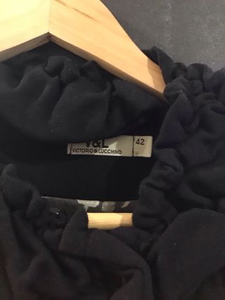 Chaqueta corta Victorio & Lucchino Talla 42