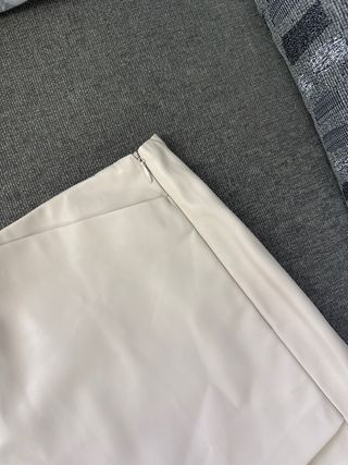 Falda pantalón Stradivarius beige Talla S