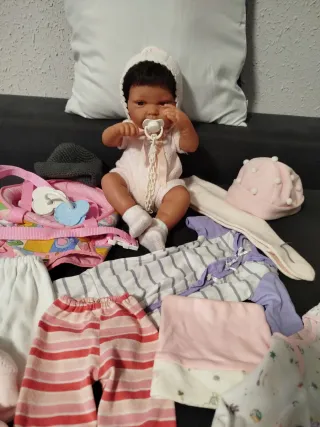 Muñeca Antonio Juan con Ropa y Accesorios