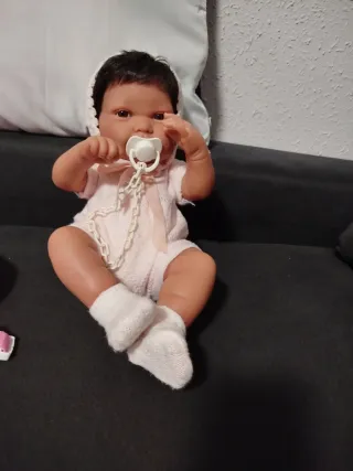 Muñeca Antonio Juan con Ropa y Accesorios