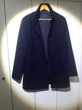 Abrigo lana azul noche moderno