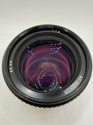Objetivo Nikkor AF 85mm 1:1.8