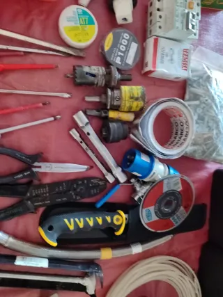 Caja de herramientas y accesorios