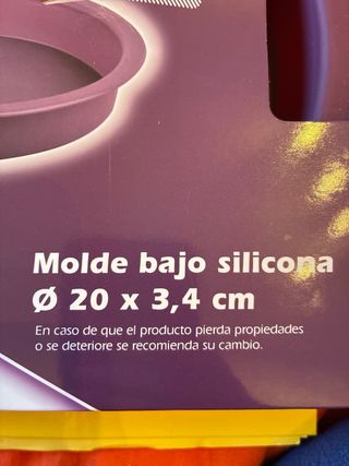 Molde Bajo Silicona LifeStyle Violett 20cm