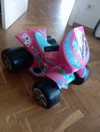 Quad Eléctrico Infantil Feber Racy Frozen
