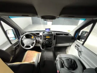 Mercedes-Benz Sprinter 2011
