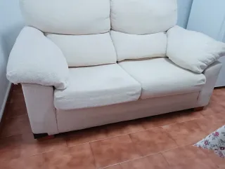 Sofá de 2 plazas beige